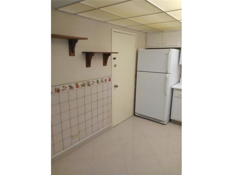 6039Collins Ave, Miami Beach, FL 33140