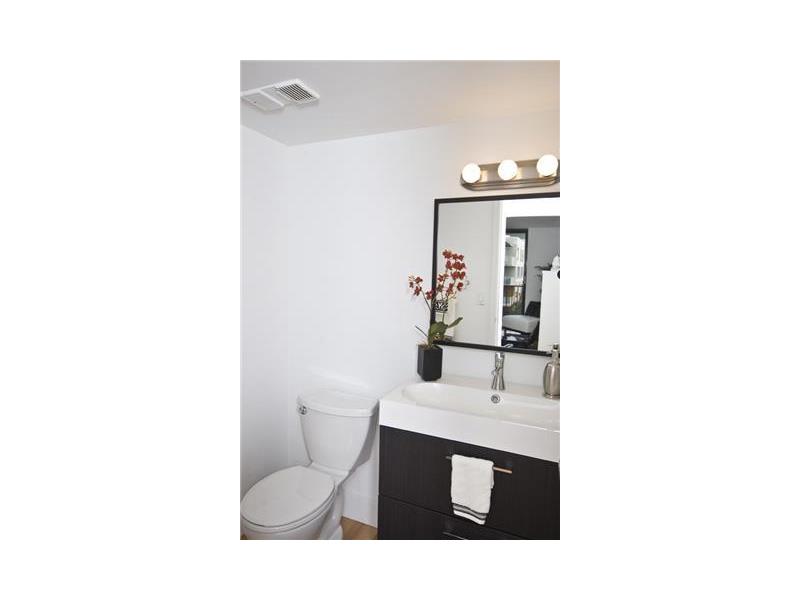 2625Collins Ave, Miami Beach, FL 33140