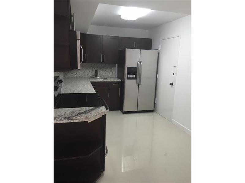 6039Collins Ave, Miami Beach, FL 33140