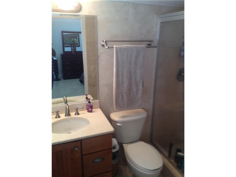 4301COLLINS AV, Miami Beach, FL 33140