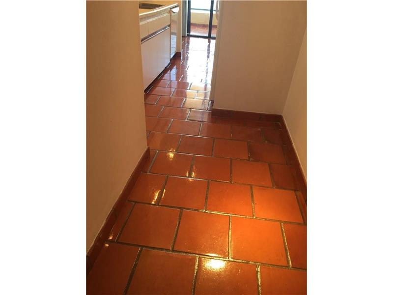 2555Collins Ave, Miami Beach, FL 33140