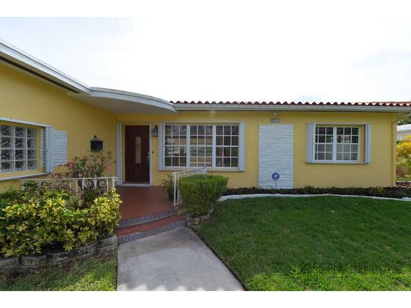 2355 North MERIDIAN AV, Miami Beach, FL 33140