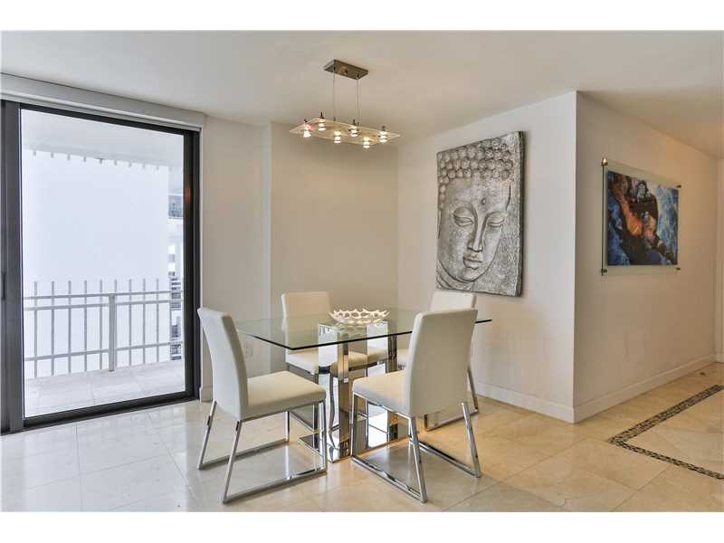 6061Collins Ave, Miami Beach, FL 33140