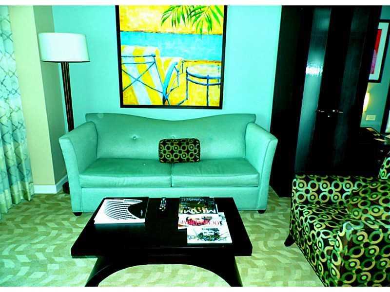 4391Collins Ave, Miami Beach, FL 33140
