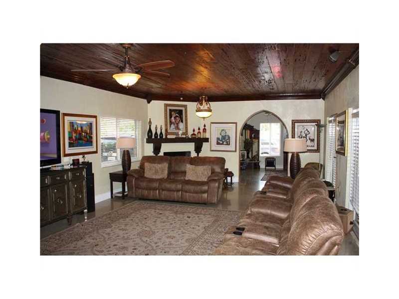 4747 North Bay Rd, Miami Beach, FL 33140
