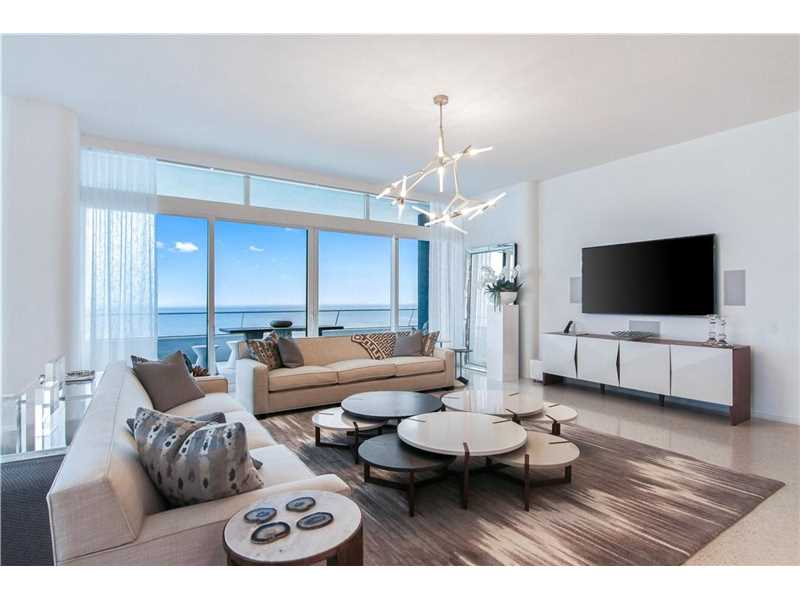 3315Collins, Miami Beach, FL 33140