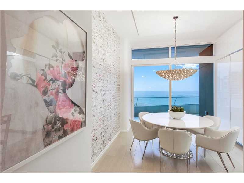 3315Collins, Miami Beach, FL 33140