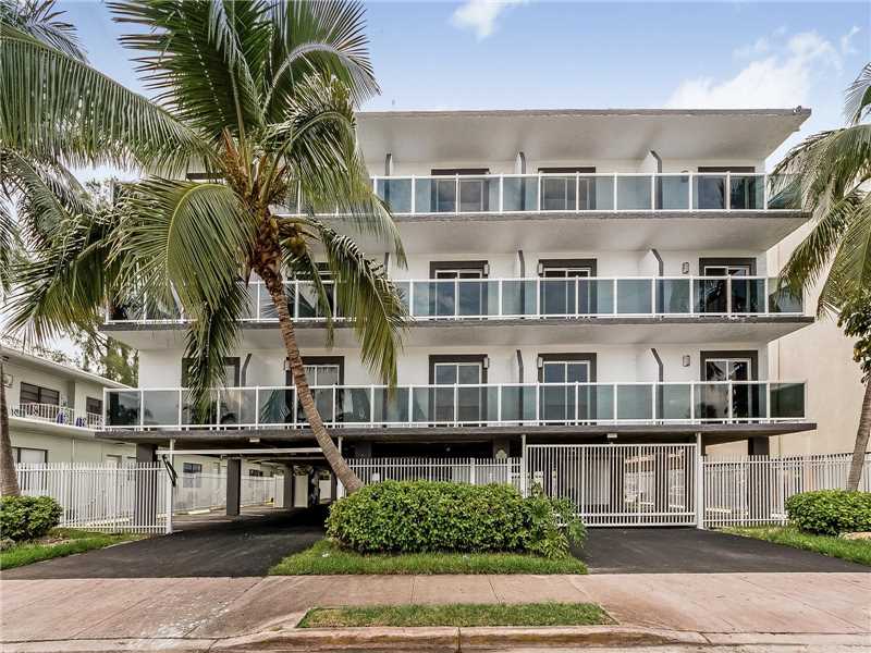 1986Biarritz Dr, Miami Beach, FL 33141