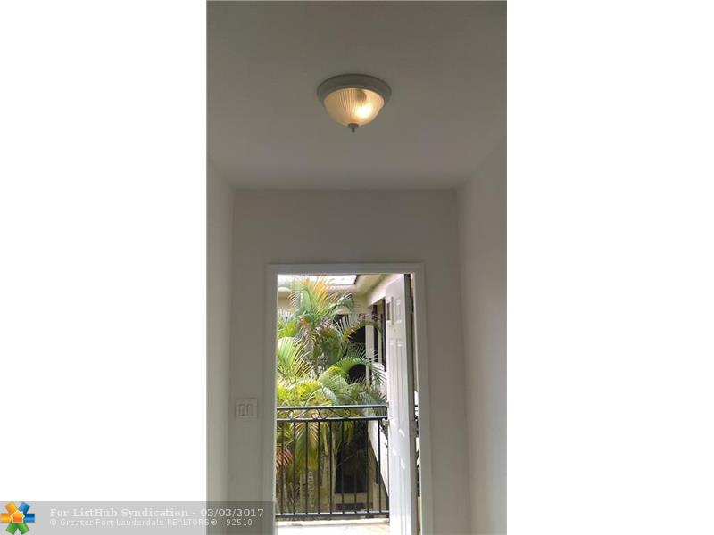 1945 Calais Dr 10, Miami Beach, FL 33141