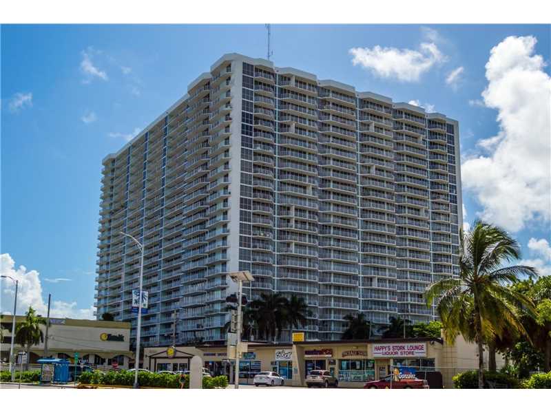 7601 East Treasure Dr, North Bay Village, FL 33141