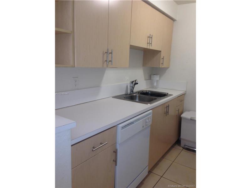 1185Marseille Dr, Miami Beach, FL 33141