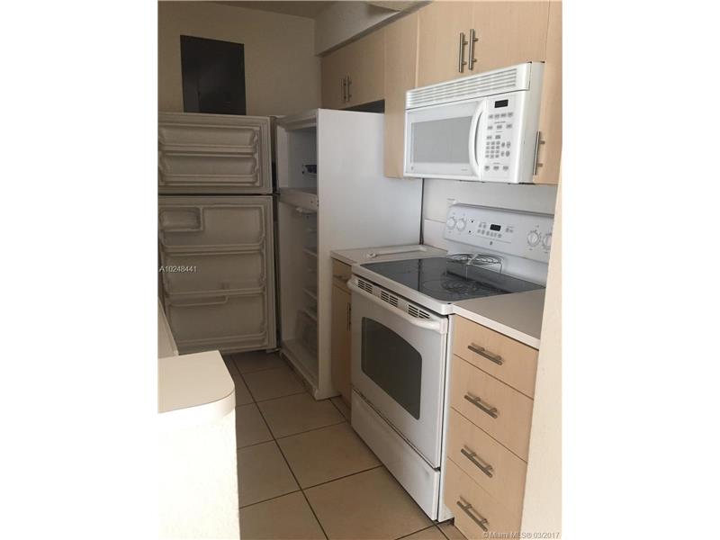 1185Marseille Dr, Miami Beach, FL 33141