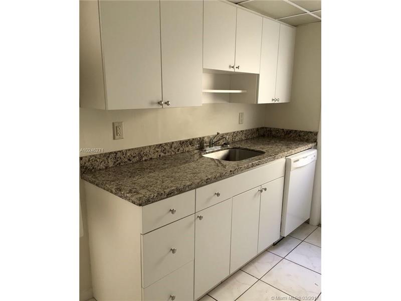 1735Marseille Dr, Miami Beach, FL 33141