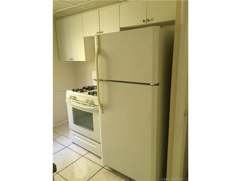 1735Marseille Dr, Miami Beach, FL 33141