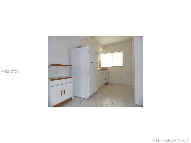 33074th St, Miami Beach, FL 33141