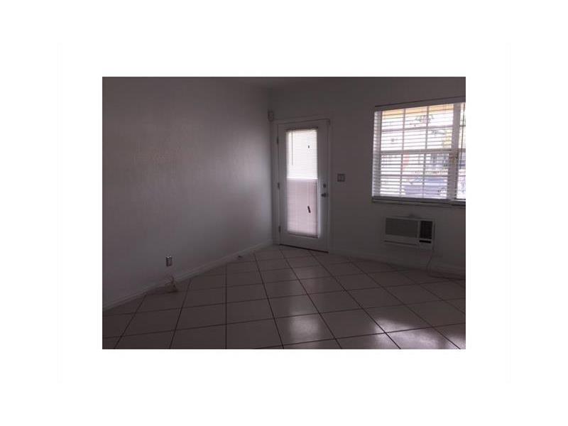 33074th St, Miami Beach, FL 33141