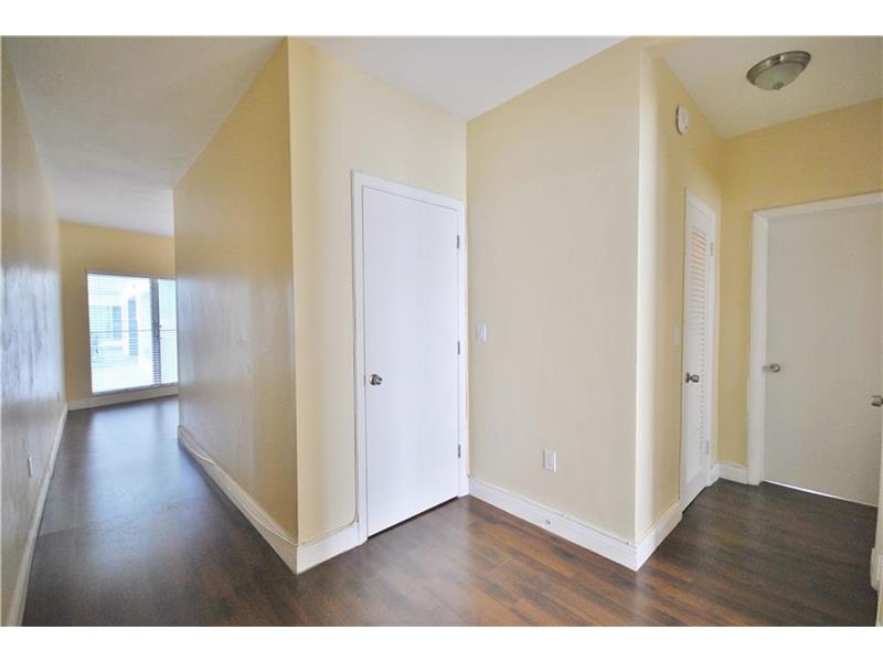 7927East Dr, North Bay Village, FL 33141