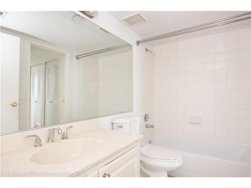 7601 East Treasure Dr, North Bay Village, FL 33141