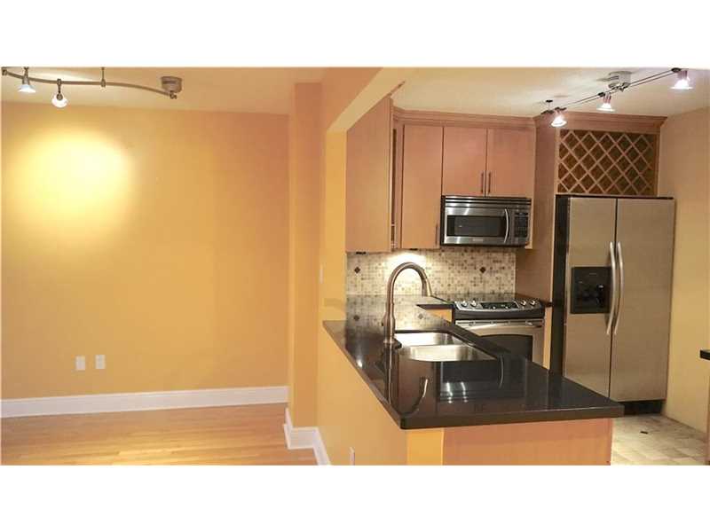130 South Shore Dr, Miami Beach, FL 33141
