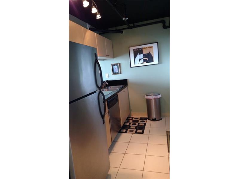 7601 East Treasure Dr, North Bay Village, FL 33141