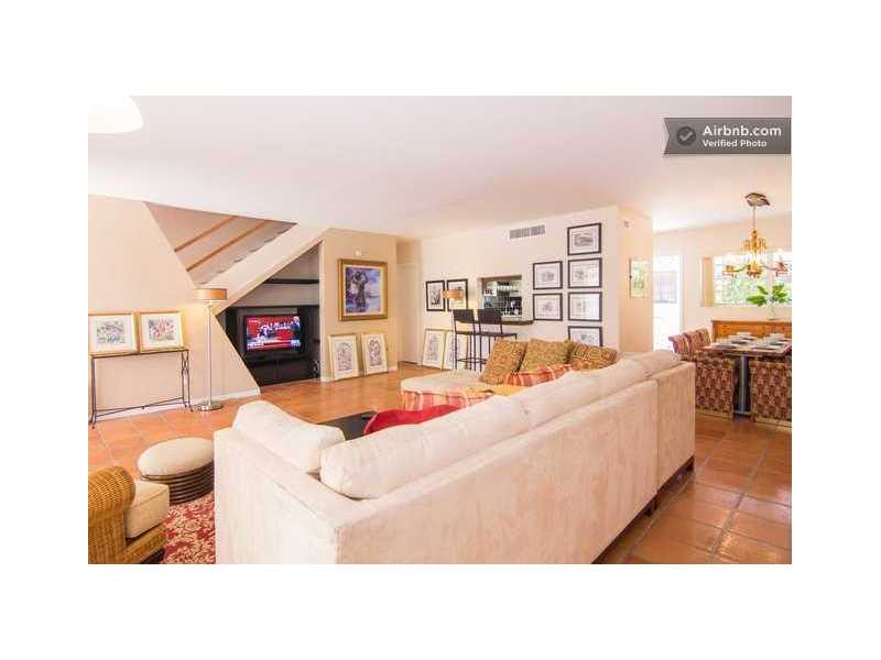 7412GARY AV, Miami Beach, FL 33141