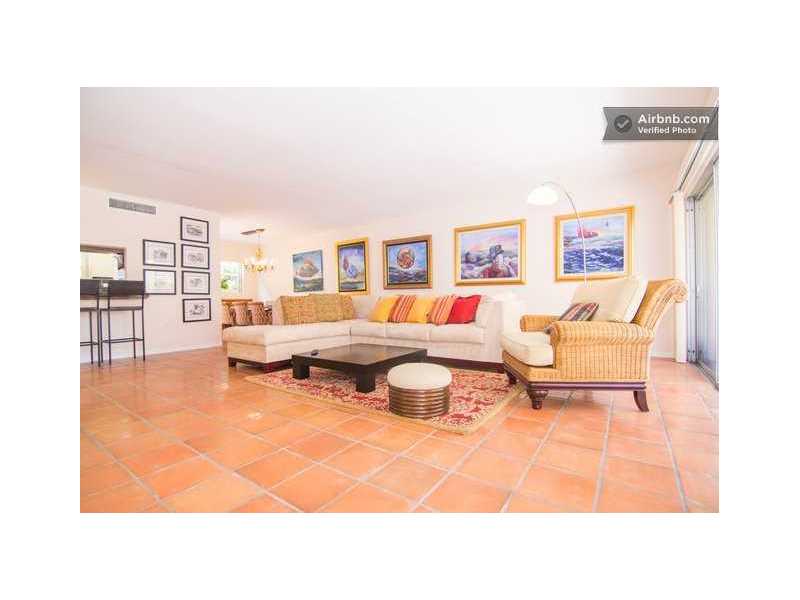 7412GARY AV, Miami Beach, FL 33141