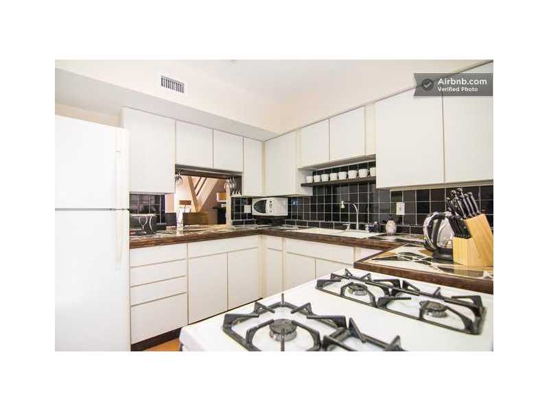 7412GARY AV, Miami Beach, FL 33141