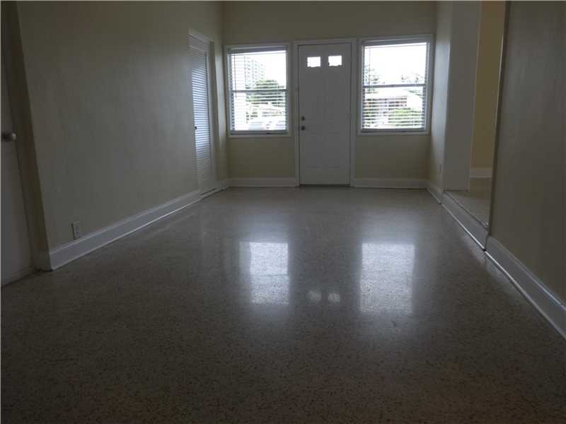 7552Adventure Ave, North Bay Village, FL 33141