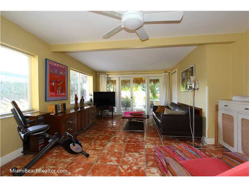 7630 Bayside Ln, Miami Beach, FL 33141