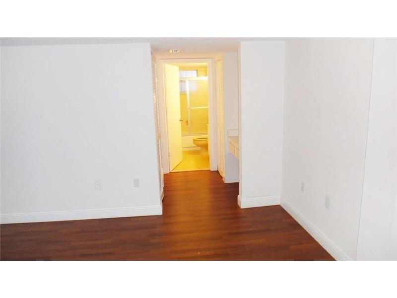8340Harding Ave, Miami Beach, FL 33141