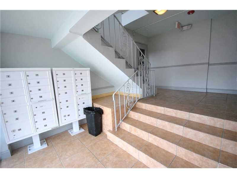 7451HARDING AV, Miami Beach, FL 33141