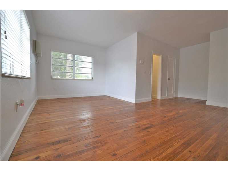 7145CARLYLE AV, Miami Beach, FL 33141