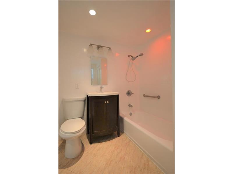 33575 ST, Miami Beach, FL 33141