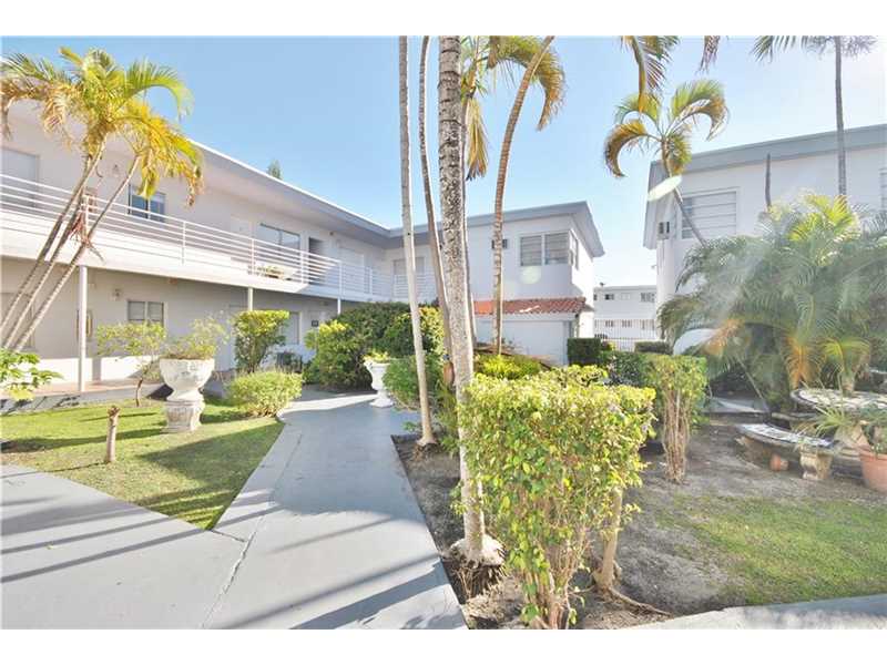 8315BYRON AV, Miami Beach, FL 33141
