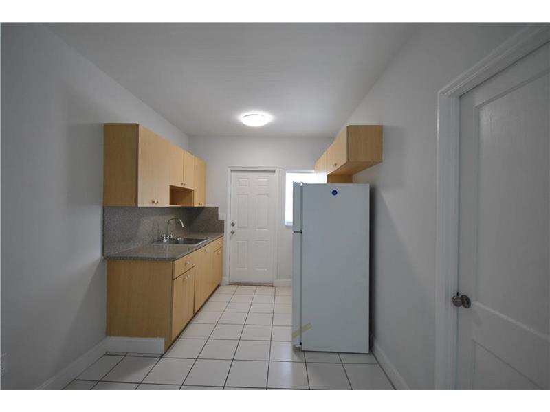 8216HARDING AV, Miami Beach, FL 33141