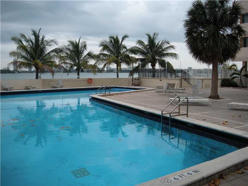 7545 East Treasure Dr, North Bay Village, FL 33141
