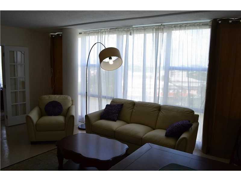 900BAY DR, Miami Beach, FL 33141
