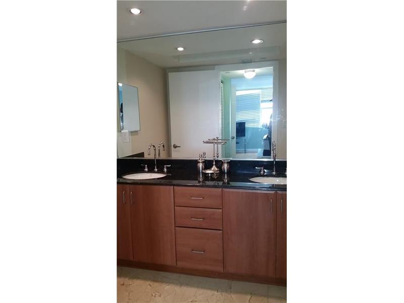 6917Collins Ave, Miami Beach, FL 33141