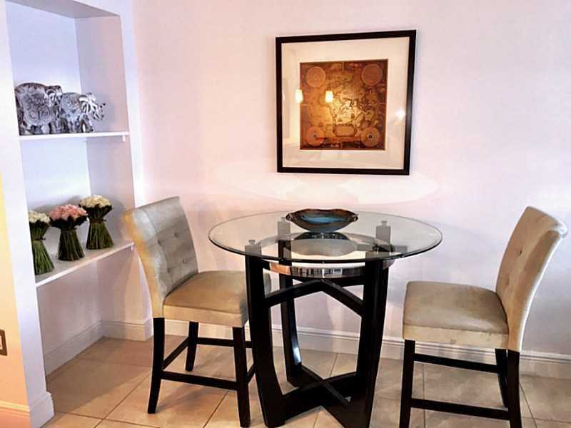 6917Collins Ave, Miami Beach, FL 33141