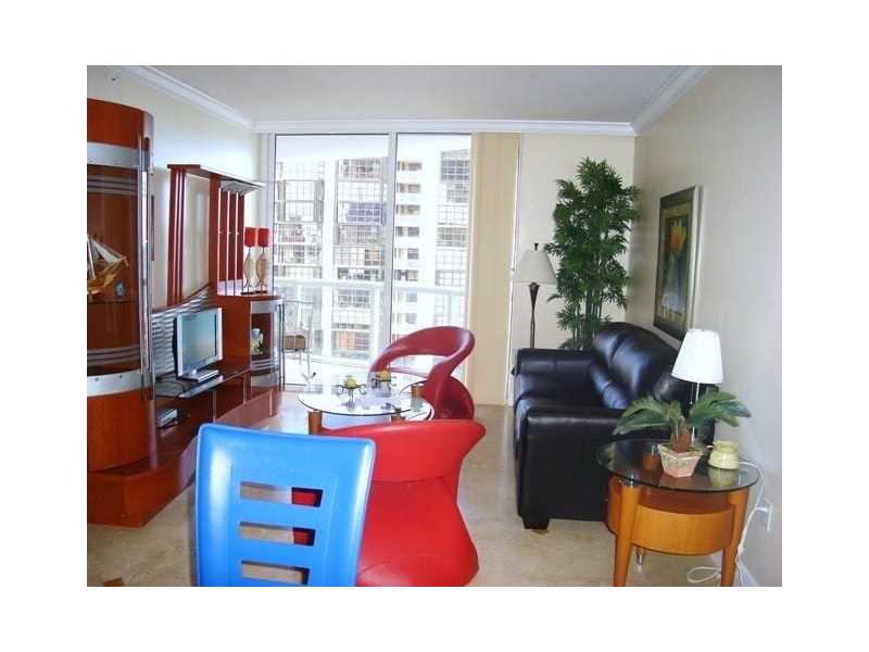 6365Collins Ave, Miami Beach, FL 33141