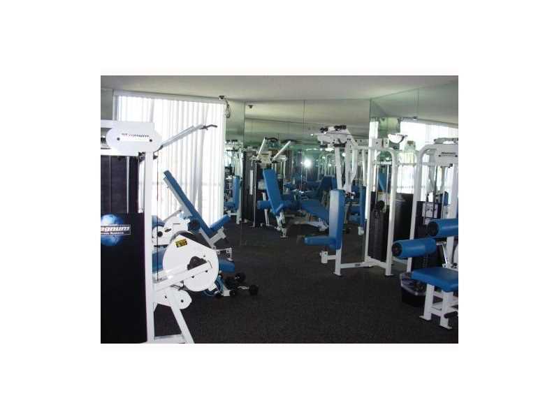 6767COLLINS AV, Miami Beach, FL 33141