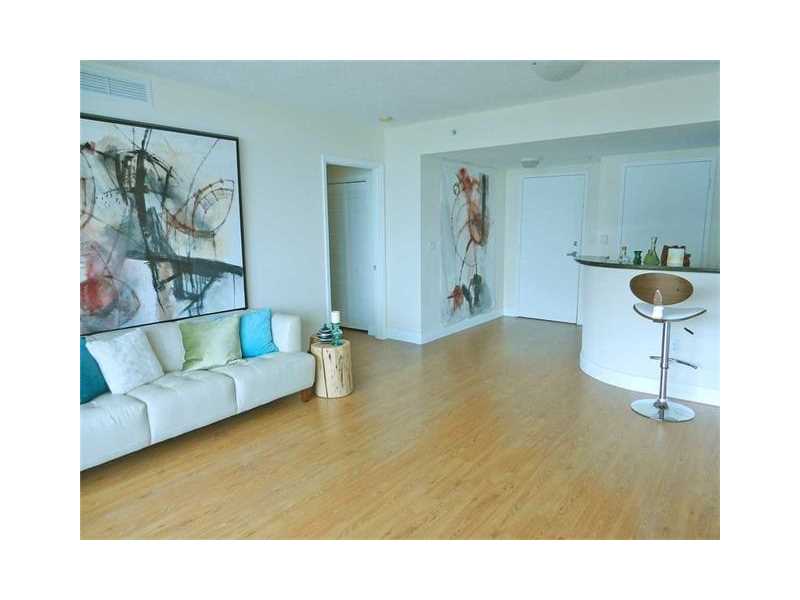 188179th Street Cswy, North Bay Village, FL 33141