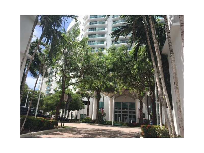 7900Harbor Island Dr, North Bay Village, FL 33141