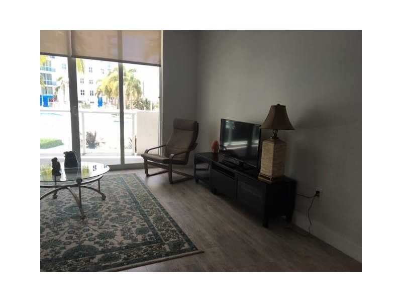 7900Harbor Island Dr, North Bay Village, FL 33141