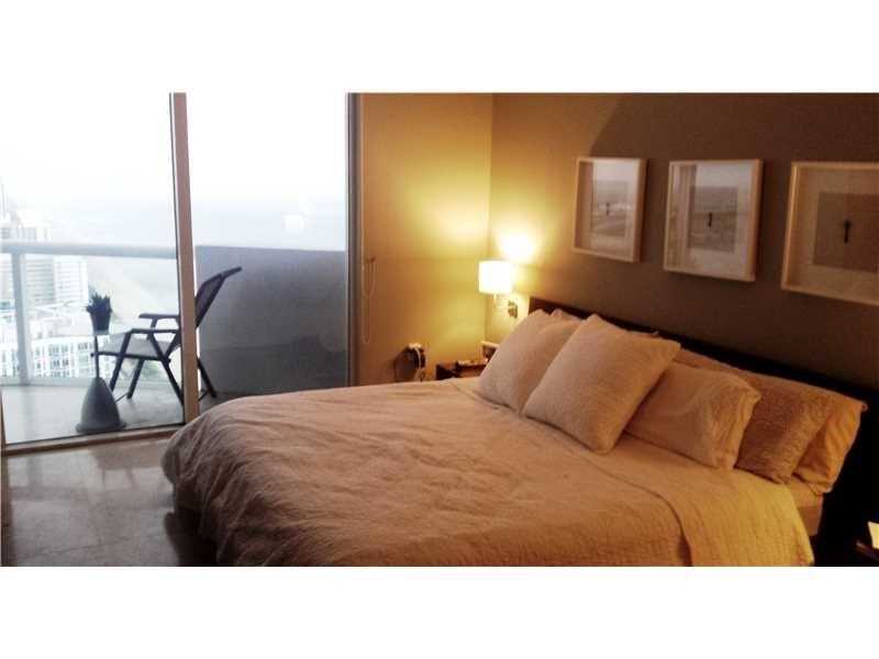 6365Collins Ave, Miami Beach, FL 33141
