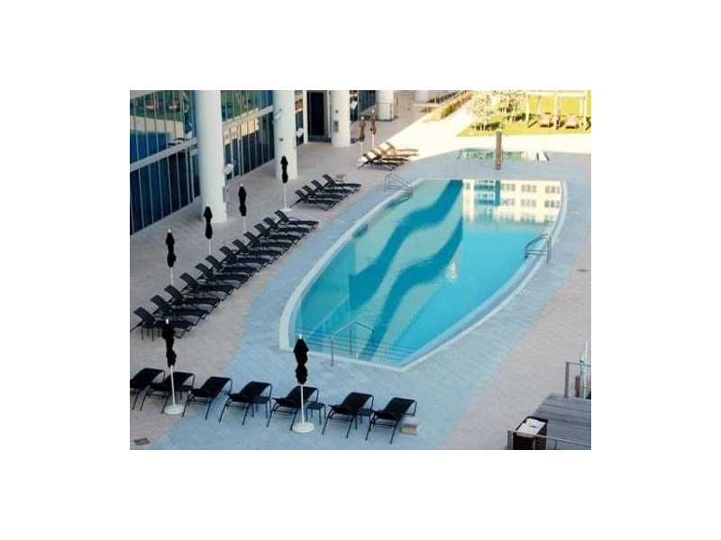 6799Collins Ave, Miami Beach, FL 33141