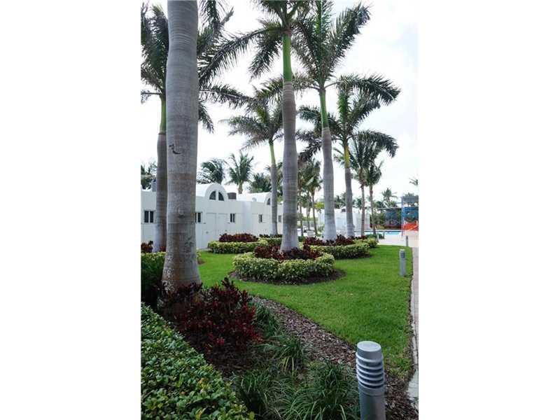 6365Collins Ave, Miami Beach, FL 33141