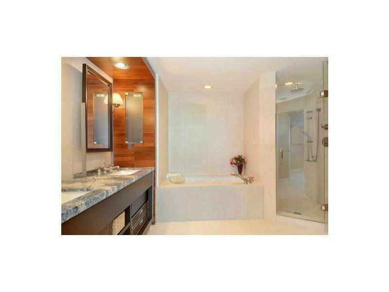 6799COLLINS AV, Miami Beach, FL 33141