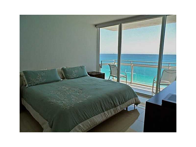 6801Collins Ave, Miami Beach, FL 33141