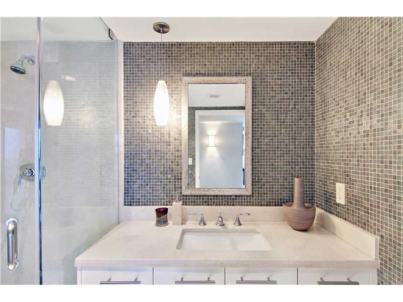 6801Collins Ave, Miami Beach, FL 33141